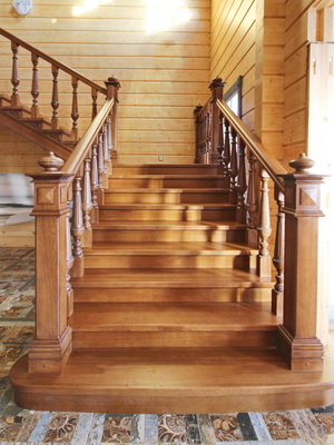 Купить ступени деревянные для лестниц | Барабашка - Строй